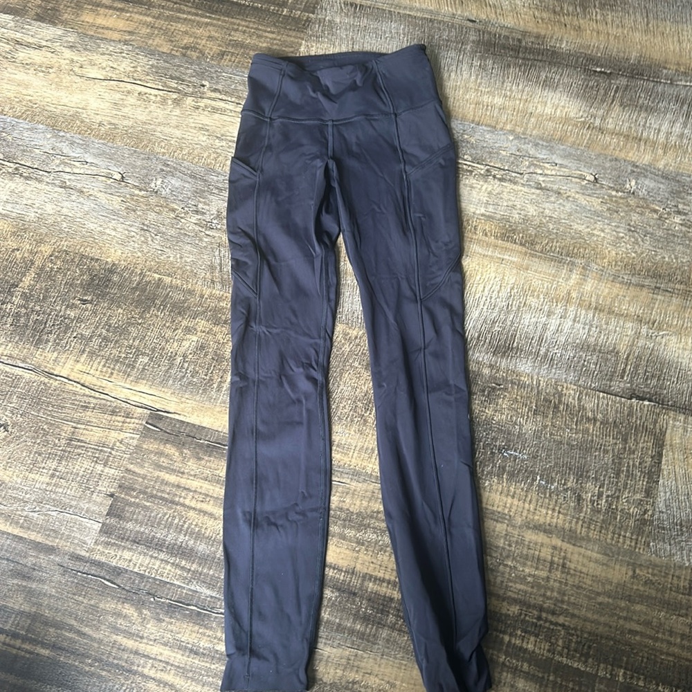 Lululemon leggings with pockets
